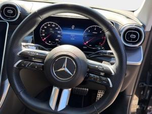 Mercedes-Benz GLC GLC300d 4Matic Avantgarde - Image 13