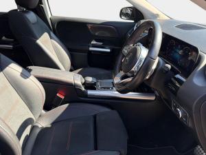 Mercedes-Benz GLA GLA200d Progressive - Image 14