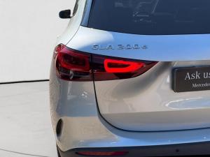 Mercedes-Benz GLA GLA200d Progressive - Image 20