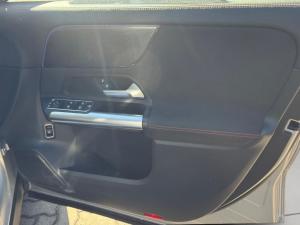 Mercedes-Benz GLA GLA200d Progressive - Image 22