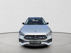 Mercedes-Benz GLA GLA200d Progressive - Image 2