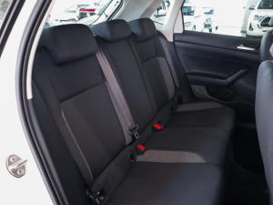 Volkswagen Polo hatch 1.0TSI Life manual - Image 14
