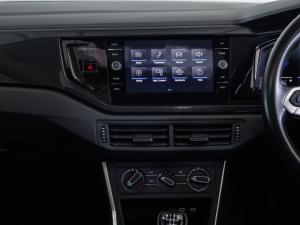 Volkswagen Polo hatch 1.0TSI Life manual - Image 19