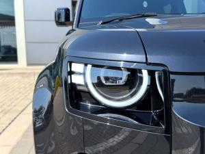 Land Rover Defender 110 D350 X-Dynamic HSE - Image 3