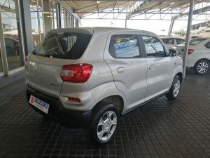 Suzuki S-Presso 1.0 GL manual - Image 7