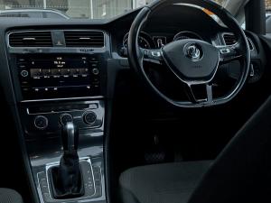 Volkswagen Golf 1.4TSI Comfortline - Image 10