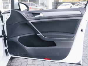 Volkswagen Golf 1.4TSI Comfortline - Image 16