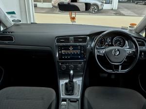 Volkswagen Golf 1.4TSI Comfortline - Image 8