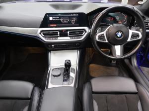 BMW 3 Series 320i Mzansi Edition - Image 9