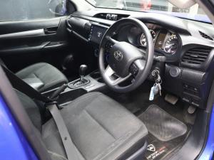 Toyota Hilux 2.4GD-6 single cab 4x4 Raider auto - Image 5