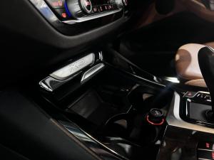 BMW X3 xDrive20i Luxury Line - Image 8