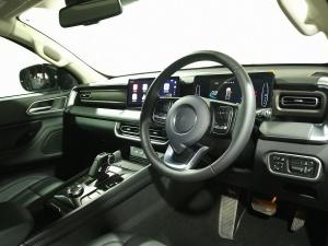 GWM P300 2.4T double cab LTD 4x4 - Image 10