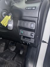 Nissan X-Trail 2.5 4x4 Acenta Tech - Image 20