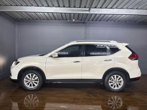 Nissan X-Trail 2.5 4x4 Acenta Tech - Image 6
