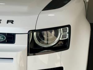 Land Rover Defender 110 D350 X-Dynamic HSE - Image 28