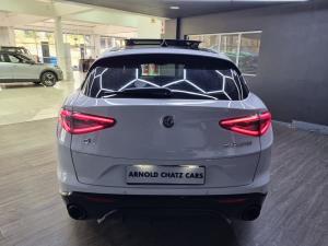 Alfa Romeo Stelvio 2.0T Veloce Q4 - Image 25