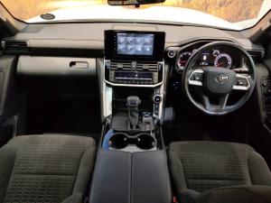 Toyota Land Cruiser 300 3.3D GX-R - Image 6