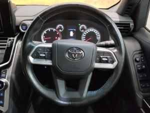 Toyota Land Cruiser 300 3.3D GX-R - Image 8