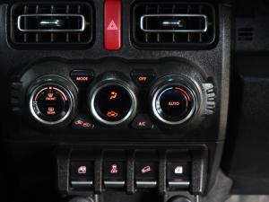 Suzuki Jimny 1.5 GLX AllGrip 3-door manual - Image 16