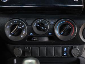Toyota Hilux 2.8GD-6 Xtra cab Legend auto - Image 16