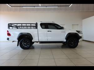 Toyota Hilux 2.8GD-6 Xtra cab Legend auto - Image 3