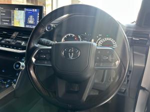 Toyota Land Cruiser 300 3.3D ZX - Image 8