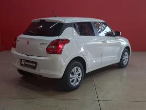 Suzuki Swift 1.2 GL manual - Image 2