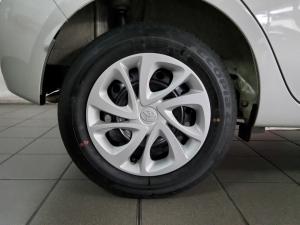 Toyota Vitz 1.0 - Image 12