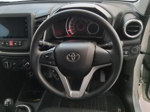 Toyota Vitz 1.0 XR manual - Image 8