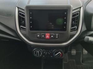 Toyota Vitz 1.0 XR manual - Image 14