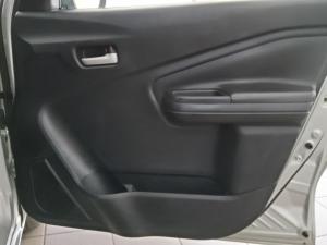 Toyota Vitz 1.0 XR manual - Image 23