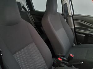 Toyota Vitz 1.0 XR manual - Image 14