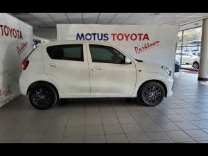 Toyota Vitz 1.0 XR manual - Image 3