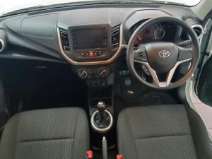 Toyota Vitz 1.0 XR manual - Image 6