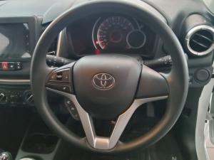 Toyota Vitz 1.0 XR manual - Image 8