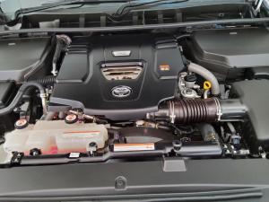 Toyota Land Cruiser 300 3.3D GR-Sport - Image 21