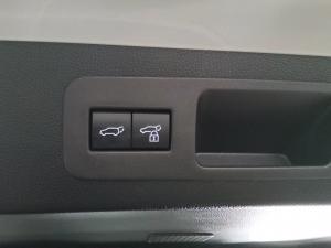 Toyota Land Cruiser 300 3.3D GR-Sport - Image 25