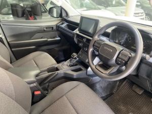Toyota Hilux 2.8 GD-6 RB SRX automaticD/C - Image 7