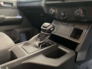 Toyota Hilux 2.8 GD-6 RB SRX automaticD/C - Image 9