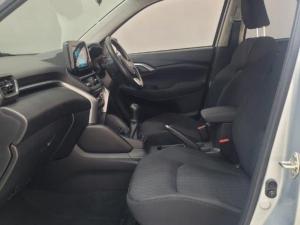 Toyota Urban Cruiser 1.5 XR - Image 7