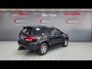 Toyota Fortuner 3.0D-4D Raised Body - Image 2