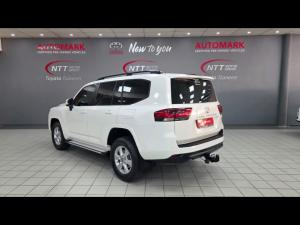 Toyota Landcruiser 300 V6 3.3D GX-R - Image 15