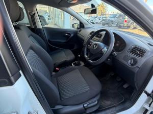 Volkswagen Polo Vivo 1.4 Comfortline - Image 12