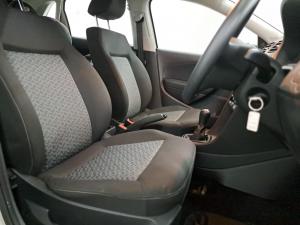 Volkswagen Polo Vivo 1.4 Life - Image 8