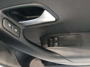 Volkswagen Polo Vivo 1.6 Life TIP - Image 21