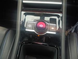 Volkswagen Tiguan 2.0 TDI R-LINE 4M DSG - Image 16