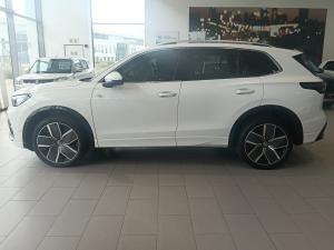 Volkswagen Tiguan 2.0 TDI R-LINE 4M DSG - Image 4