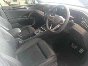 Volkswagen Tiguan 2.0 TDI R-LINE 4M DSG - Image 9