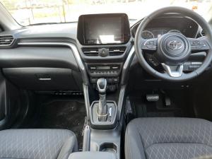 Toyota Urban Cruiser 1.5 XR automatic - Image 6