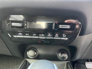 Toyota Starlet 1.5 XR automatic - Image 18